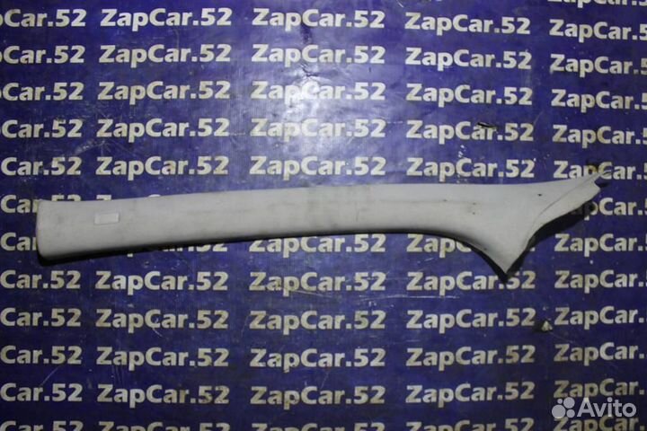 Накладка стойки Пежо 308