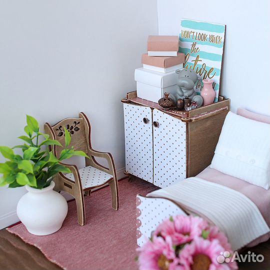 Спальный гарнитур для куклы