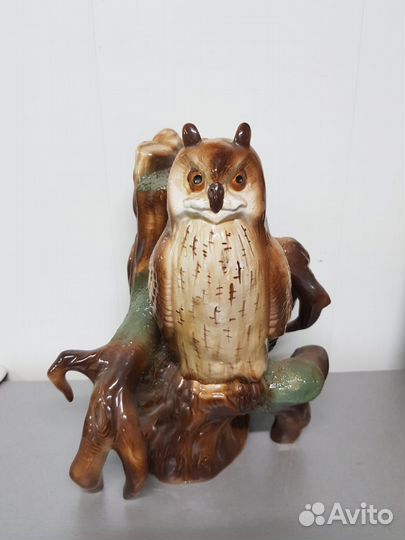 Статуэтка фарфоровая 