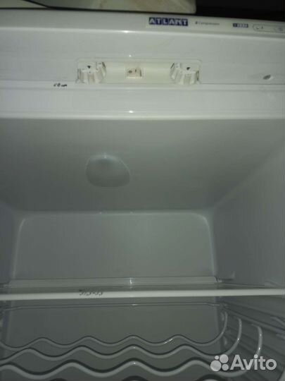 Холодильник атлант 1,9м