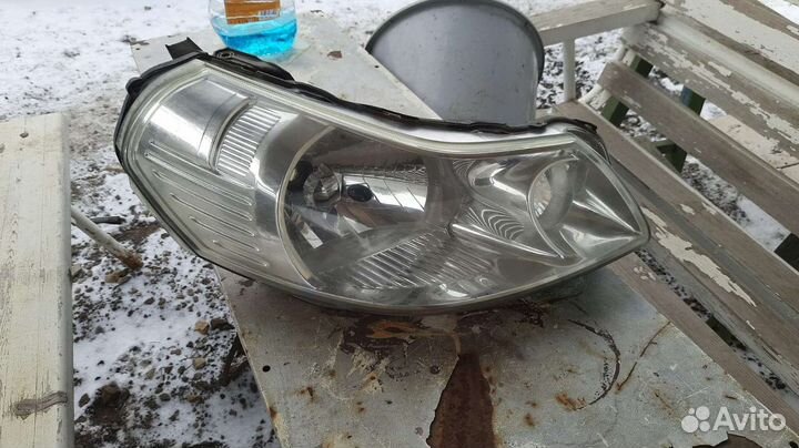 Фара правая Suzuki SX4