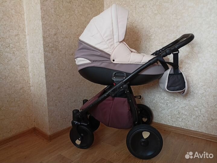 Коляска 3 в 1 Tutis Zippy