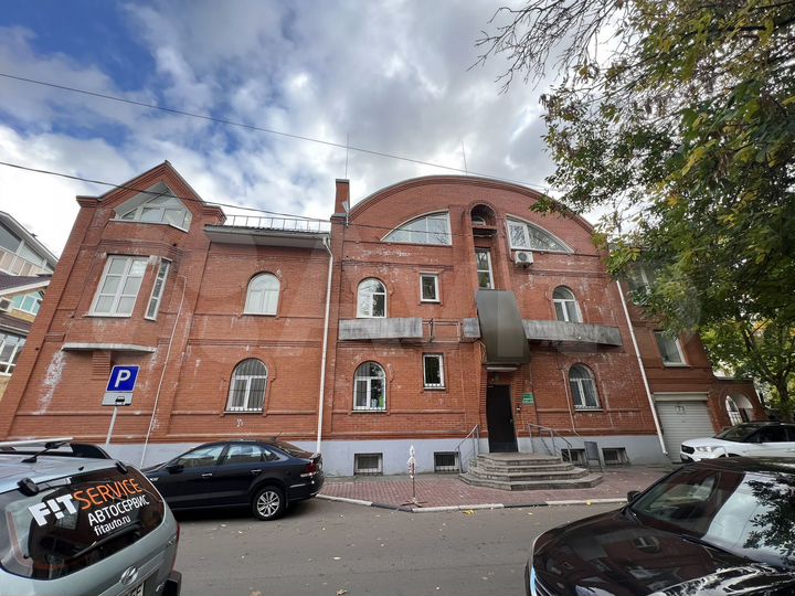 Здание, 1004 м²