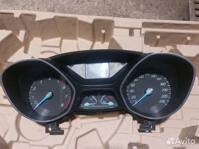 Ford focus 3- щиток приборов 1.6 мех