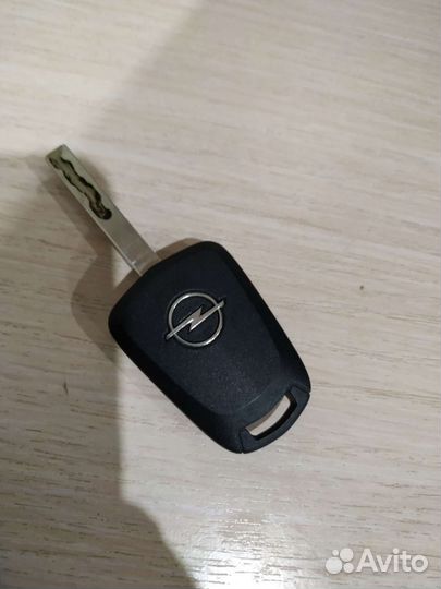 Оригинальные ключи от Opel Corsa D