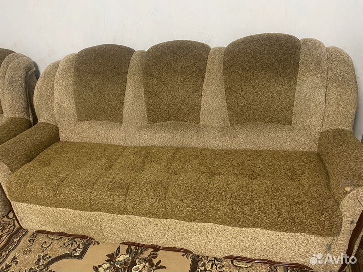 Диван и кресло