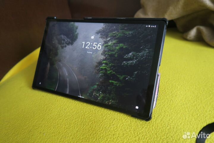 Lenovo tab m10 fhd plus 4/64