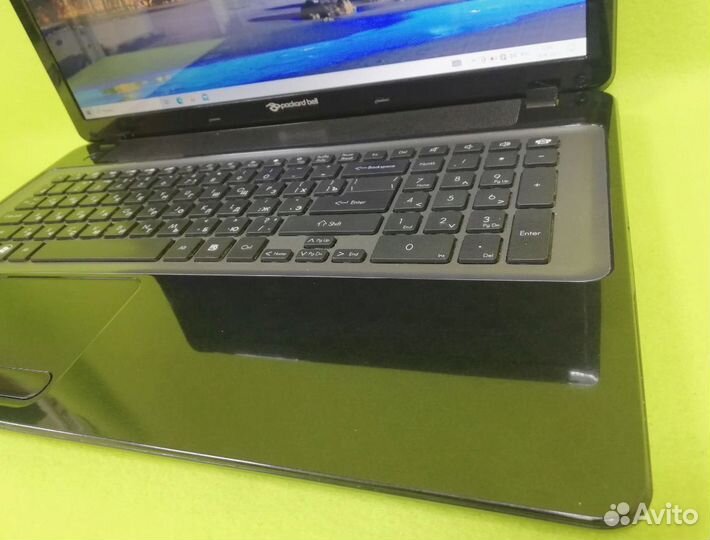 Игровой ноутбук Packard Bell i3/Ssd/8 гб