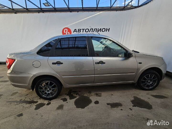 LADA Granta 1.6 МТ, 2019, 76 000 км