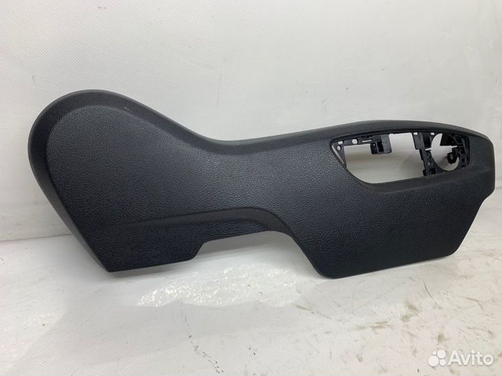 Накладка сиденья передняя правая Volkswagen