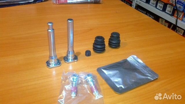 Asx mitsubishi направляющие переднего суппорта 1. 4605a212 направляющая суппорта верхняя mitsubishi lancer 4605а211. Направляющие суппорта лансер 9. Направляющие суппорта лансер 9. Направляющая переднего суппорта лансер 9.