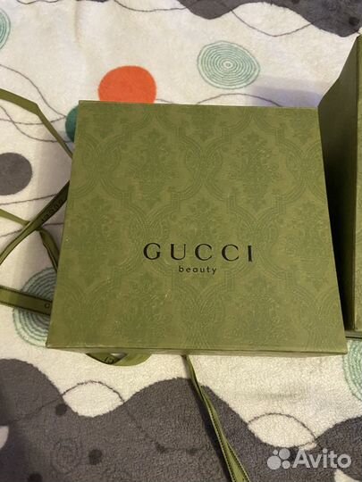 Gucci beauty green box