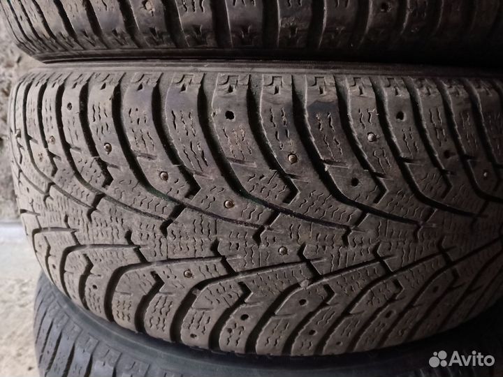 Maxxis Premitra Ice 5 SUV / SP5 215/55 R17 98T