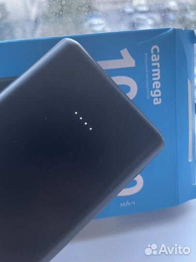 Внешний аккумулятор на 10000 (повербанк)