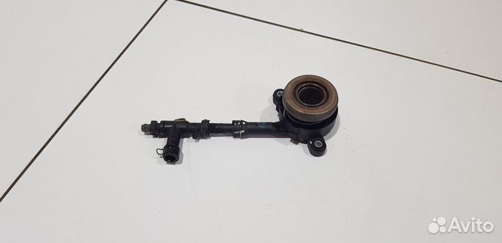 Цилиндр сцепления рабочий с выжимным