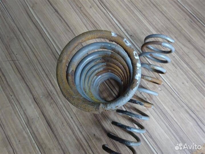 Пружина задняя ваз 2108