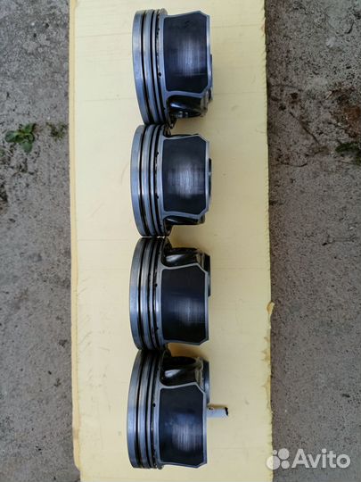 Поршни tfsi 2.0 06H107065