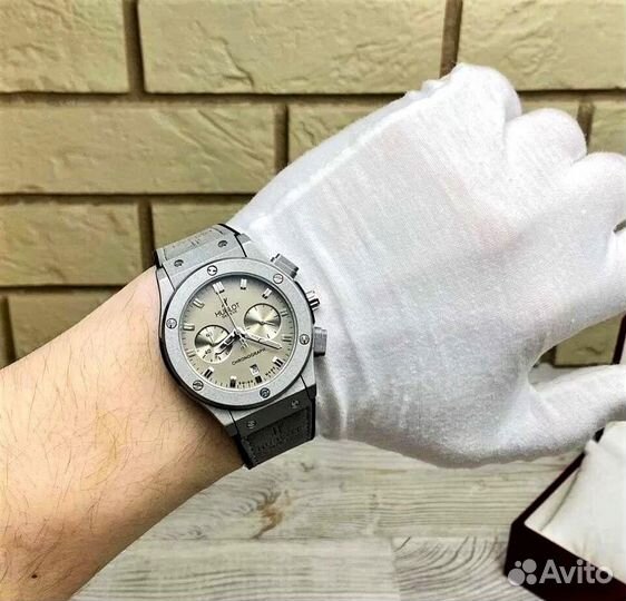 Часы мужские Hublot серые