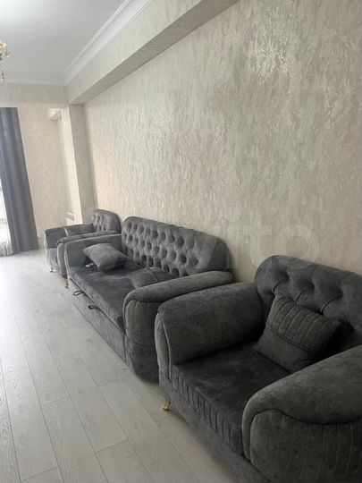 2-к. квартира, 85 м², 4/9 эт.