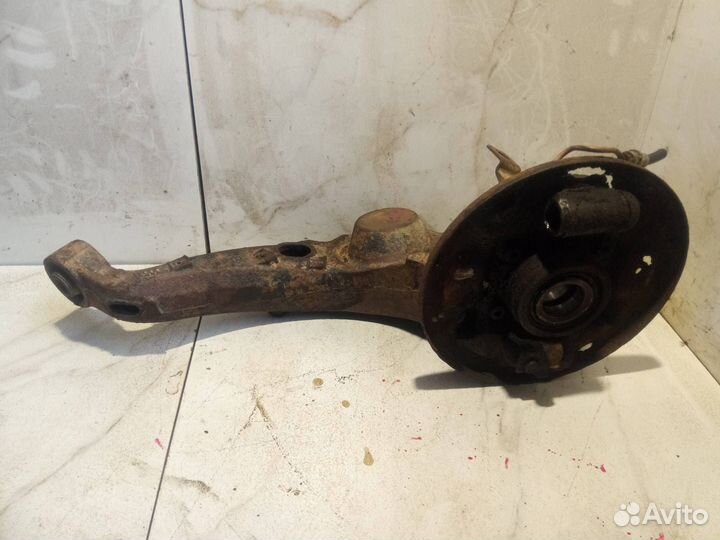 Рычаг задний продольный левый Ford Escape 2001