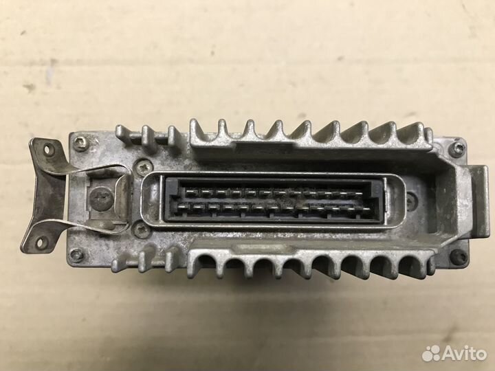 Блок управление двигателем Mercedes-Benz W124