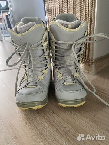 Сноубордические ботинки женские
