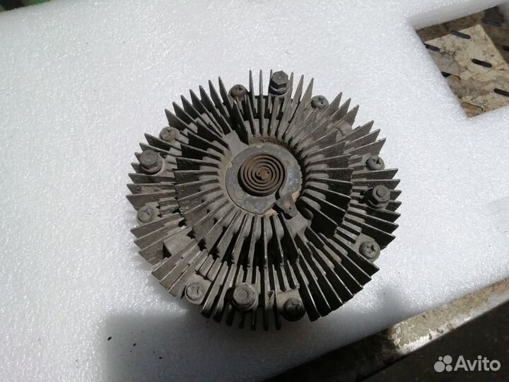 Вискомуфта 2UZ-FE Toyota Land Cruiser 100