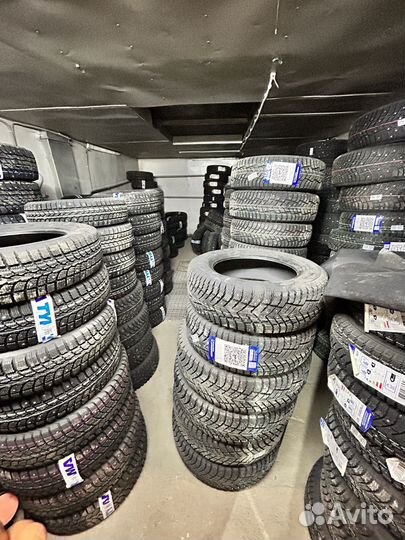 Pirelli Formula Ice 205/55 R16