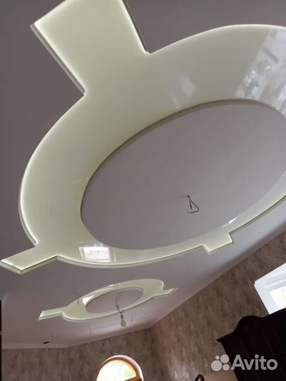 Монтаж натяжных потолков. Слив Воды