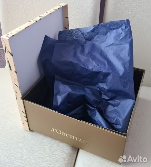 Коробка-трансформер подарочная L'occitane с лентой