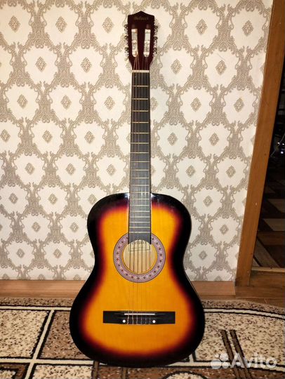Акустическая гитара бу Belucci