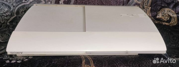 Sony PlayStation 3 Super Slim 500gb (Белого цвета)