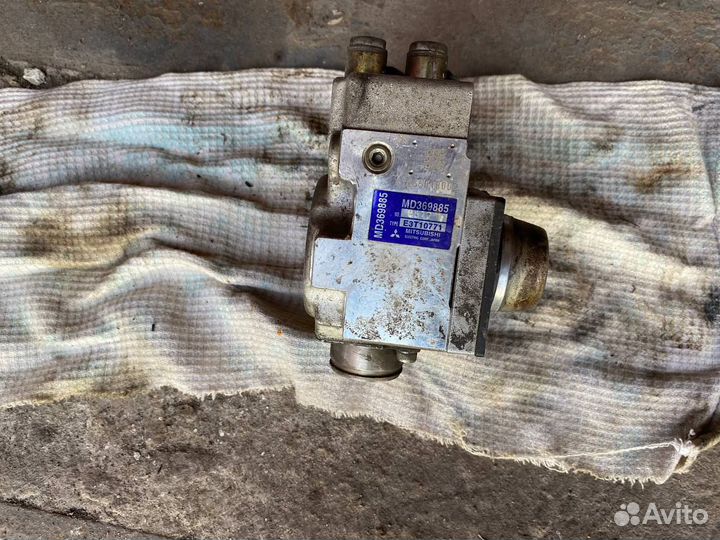 Mitsubishi Carisma 1.8 gdi 4g93