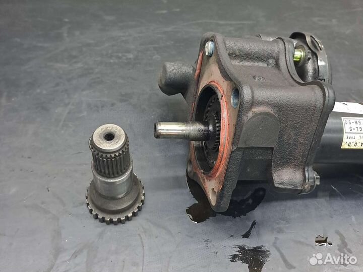 Полуось переднего редуктора Toyota Hilux Surf 185