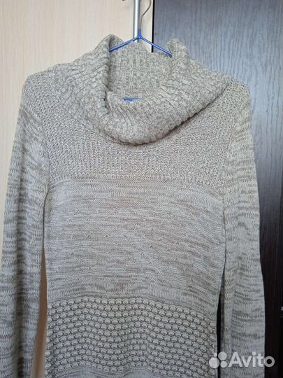 Платье вязаное