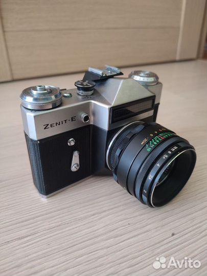 Плёночный фотоаппарат zenit - E