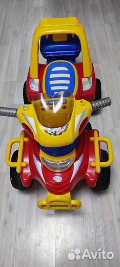 Детский квадроцикл на аккумуляторе