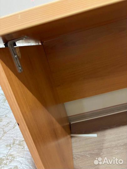 Письменный стол