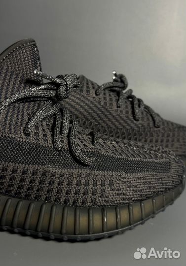 Кроссовки Yeezy Boost 350 V2 Black Люкс+