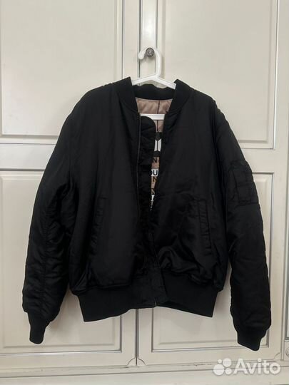 Бомбер Чонгука BTS