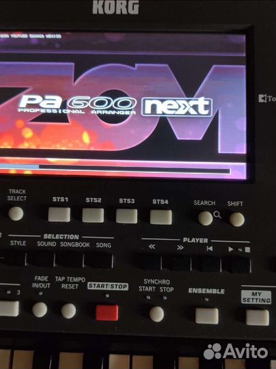 Синтезатор Korg pa 300-600