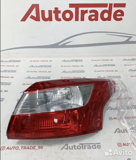 Фонарь задний ford focus 3 седан