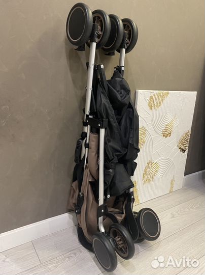 Коляска трость