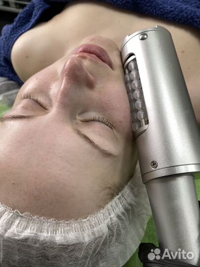 Аппаратный массаж, чистки косметолог