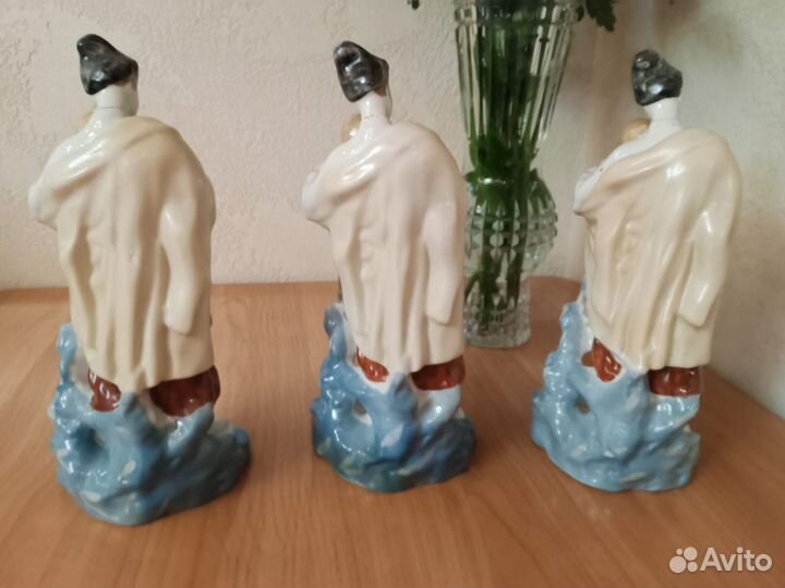 Фарфоровые статуэтки