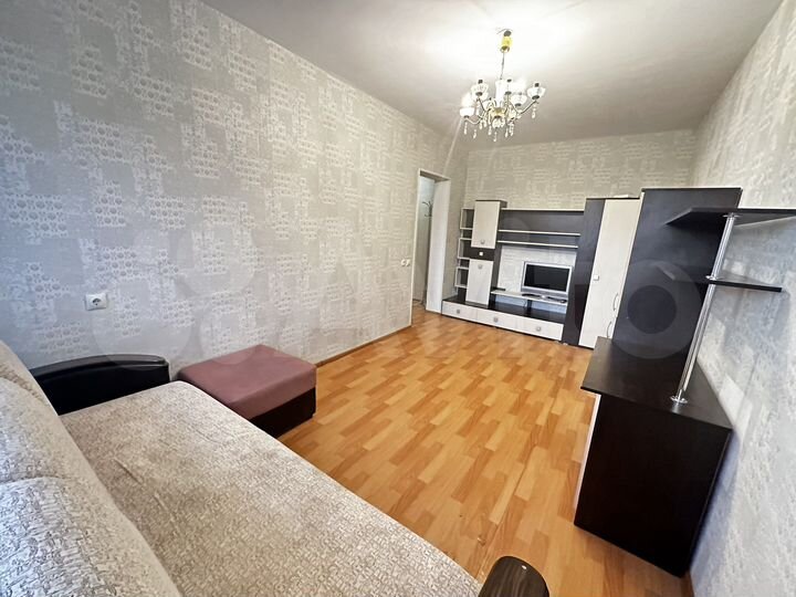 1-к. квартира, 33 м², 3/3 эт.