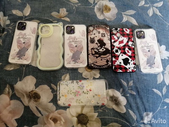 Чехлы на iPhone и другие телефоны (38шт)