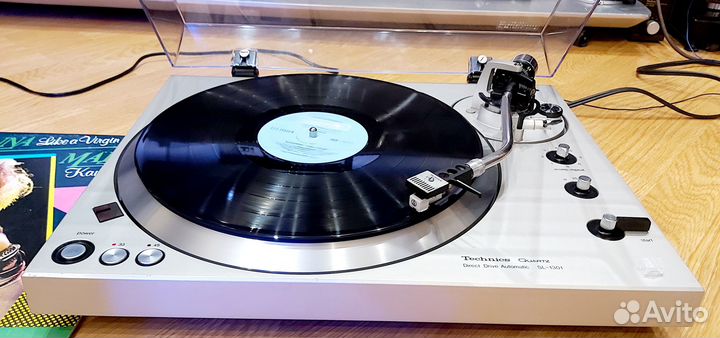 Проигрыватель винила Technics SL-1301 Отличный