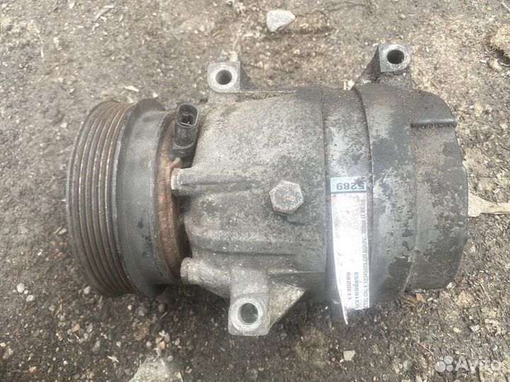 Компрессор кондиционера Renault Scenic