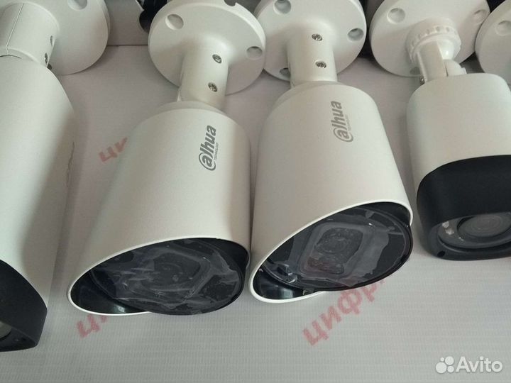 Комплект видеонаблюдения 4/1Мп Dahua 13 камер zoom